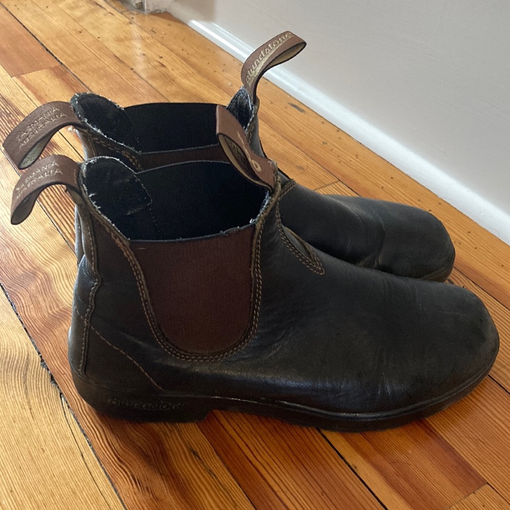 Blundstone Chelsea 500 dark brown leather boots